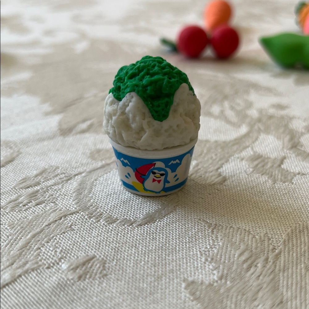 Japan Rubber Collectible Colorful Fruit and Vegetable Eraser Kids Toys Set - Picture 4 of 12